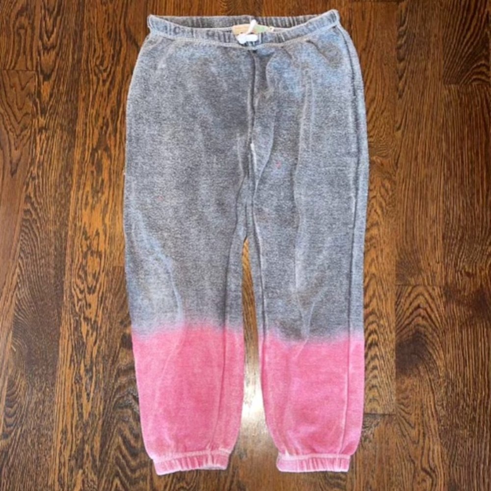Trendy Sweatpants!!